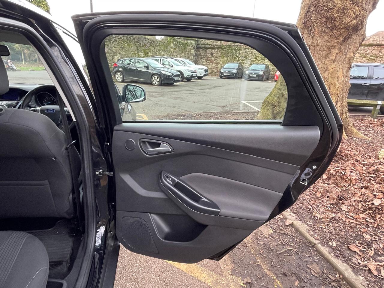 00c0c013-a169-43fa-8a3c-4f1c104d165d