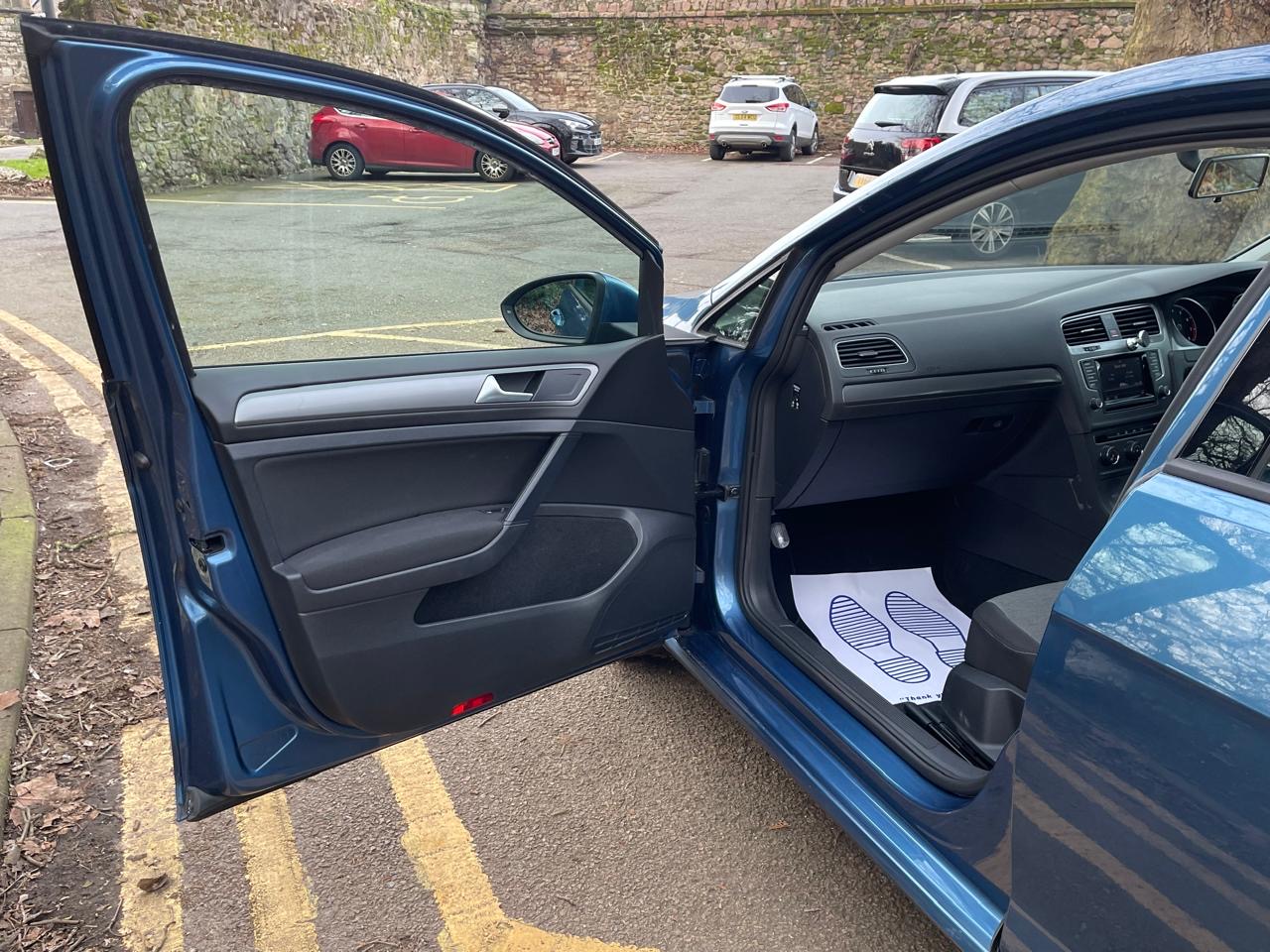 2c647dd1-6fd2-471c-880b-cc7be16723ae