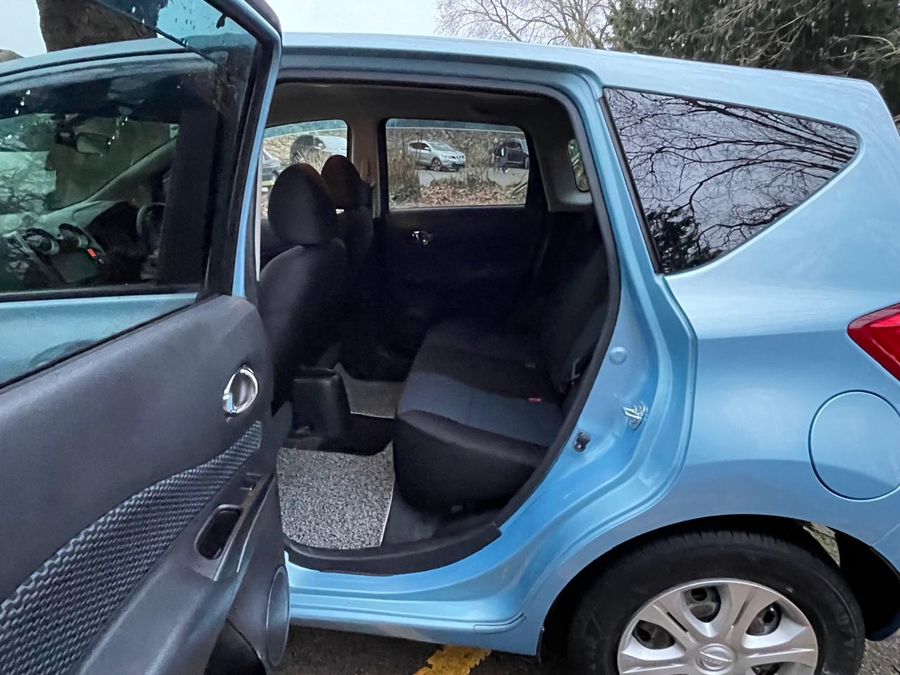 570cfa38-e9c1-4fbe-bb7f-51ad0cf5e32c