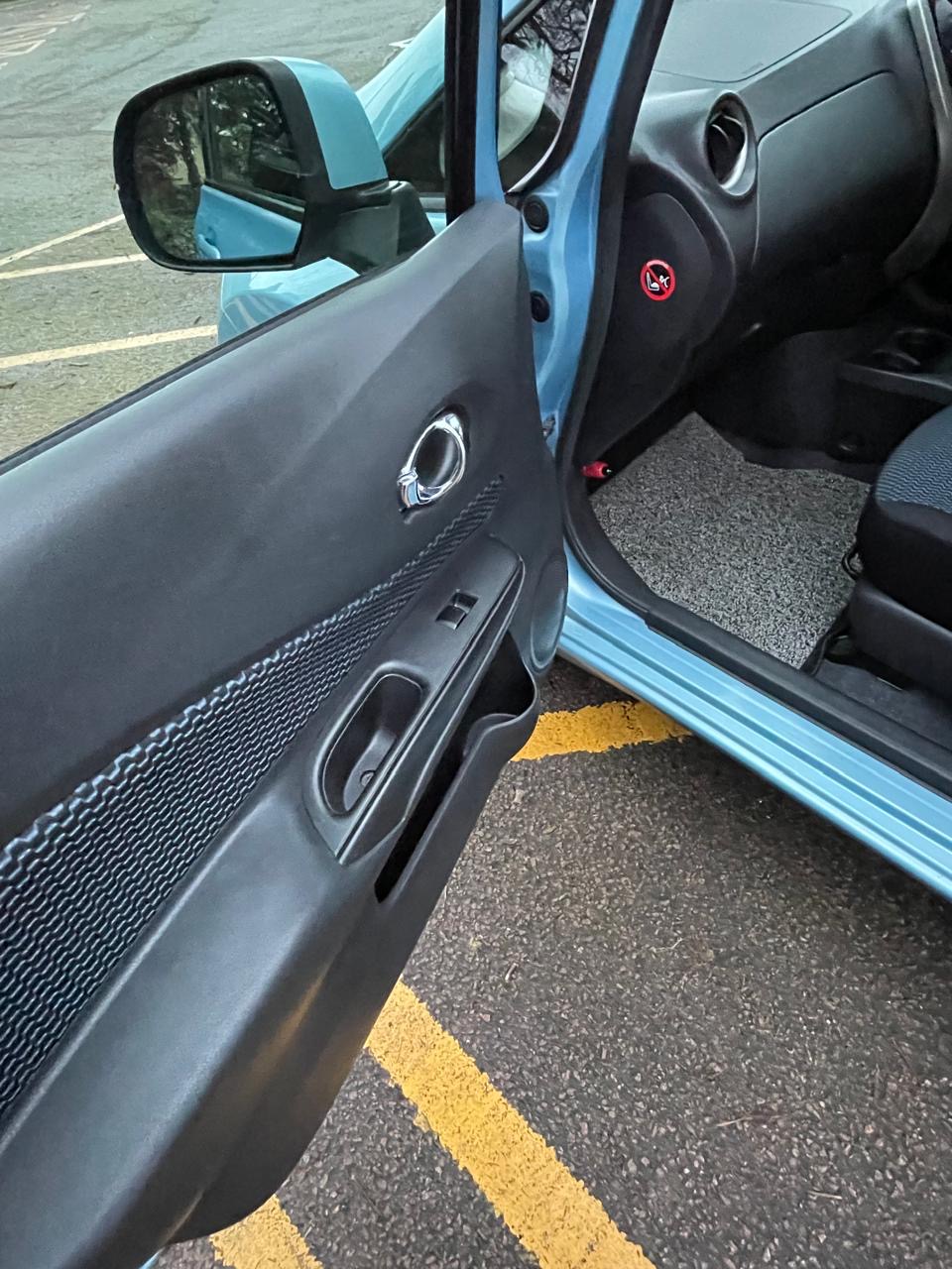 5d072353-a9c8-4d61-bd16-6a53295279e1