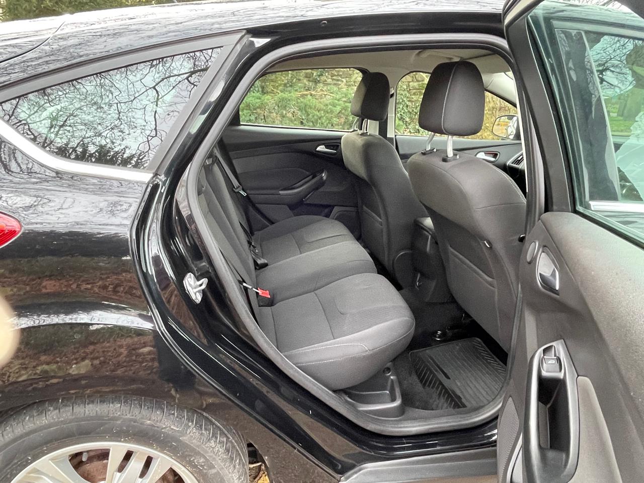 b7d921b4-9c07-432b-a929-86b14cd0ae2a