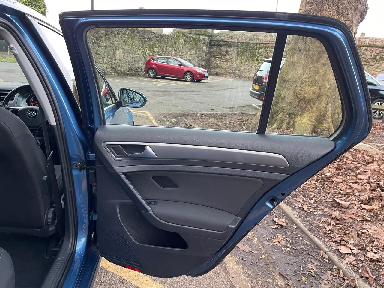 cafa98e0-48d3-4923-88bf-5a4d1e91365c