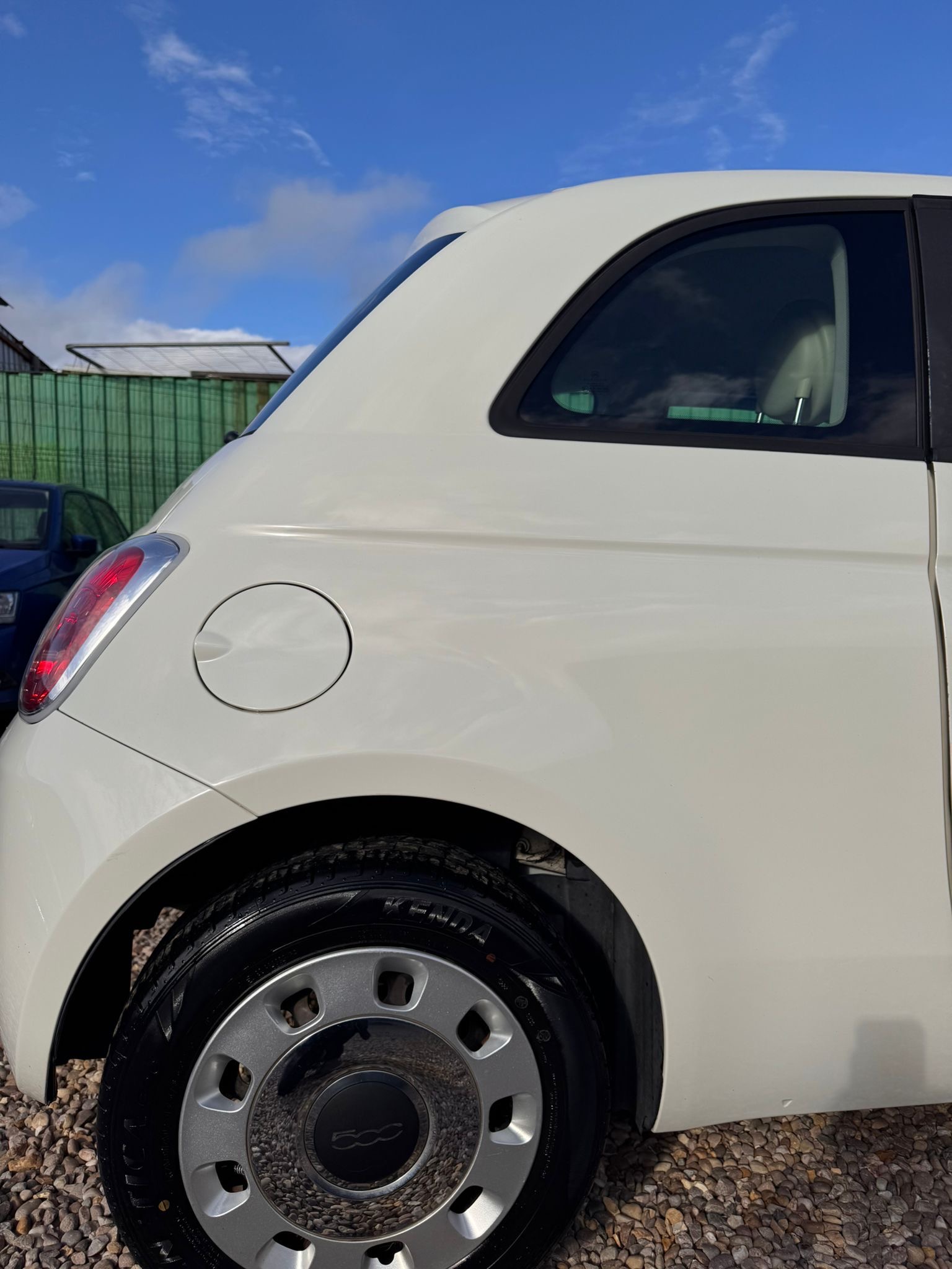 0CD14BEE-EA10-43AB-8773-3403889E0D3E