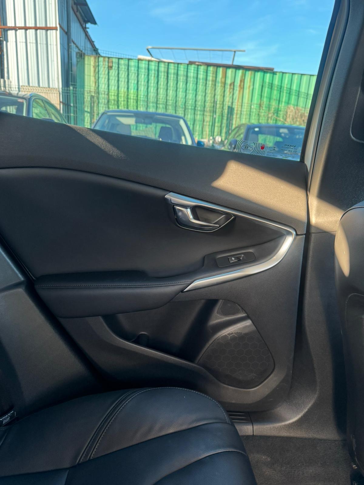 0dc0145e-0509-43c0-971f-fb30b201af0a