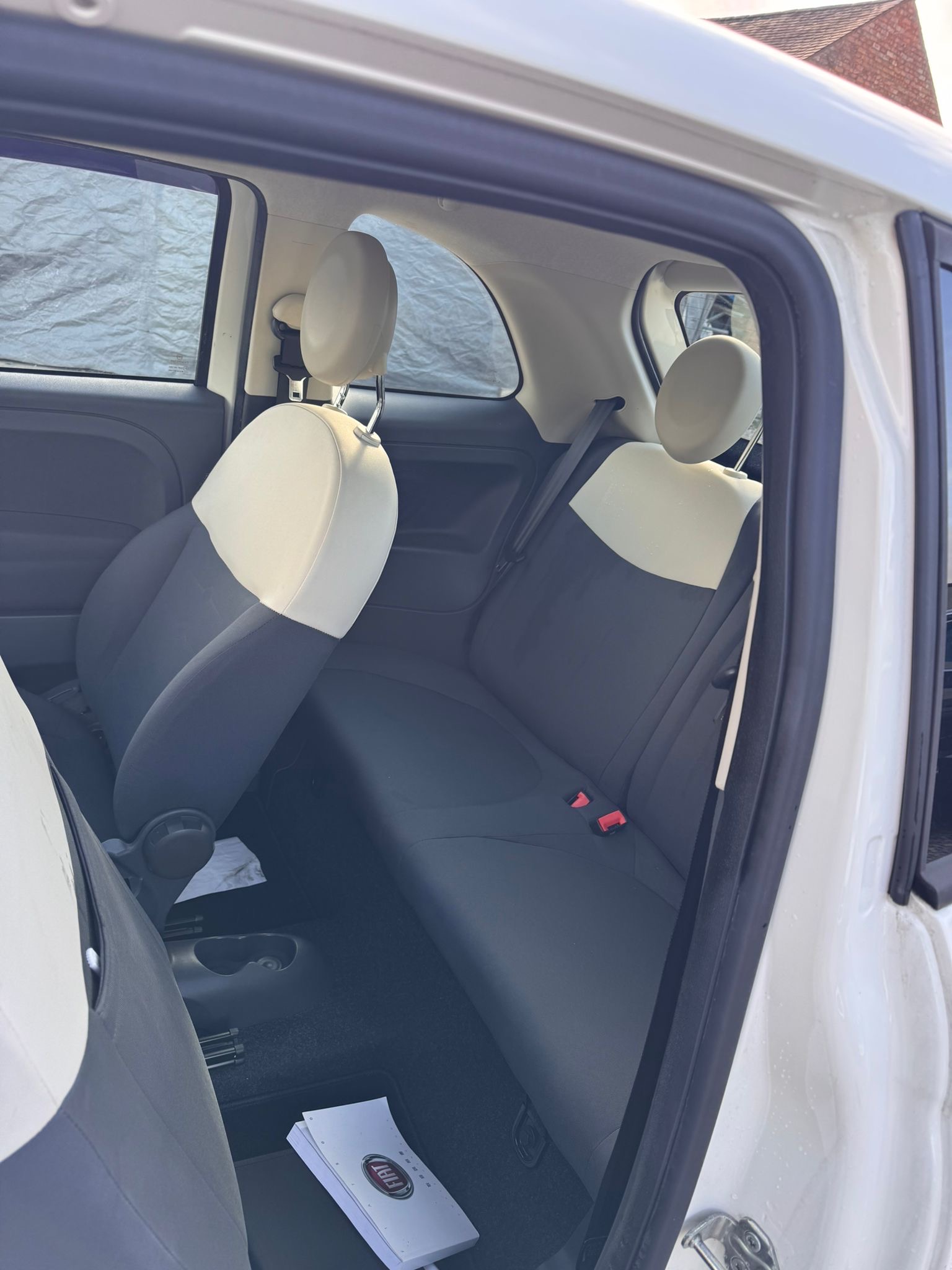 19AE4E8A-E2AC-4827-82AF-1ACF8EBE56DA