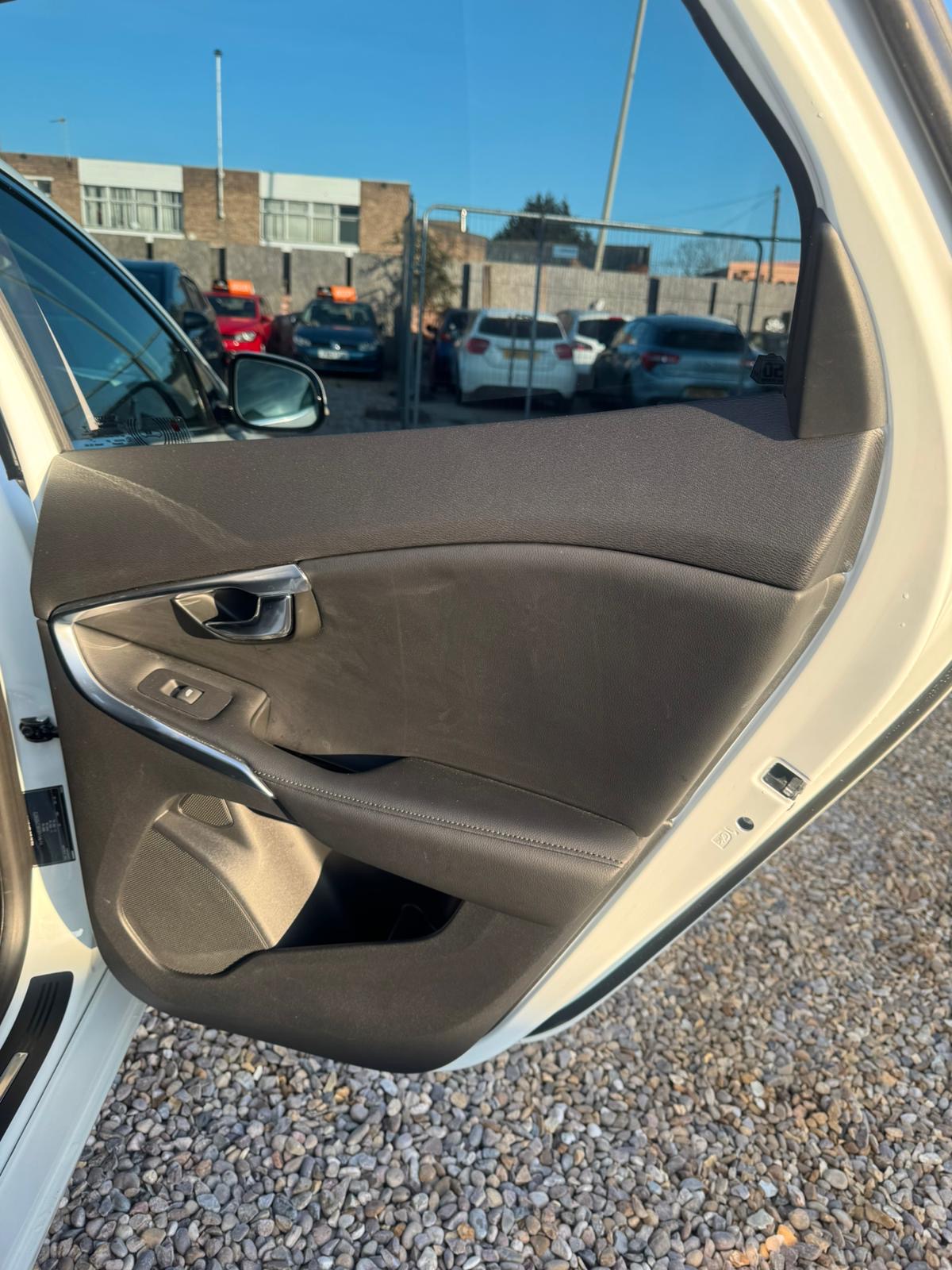 94b56a3a-52e8-444c-884b-1f8e40574133