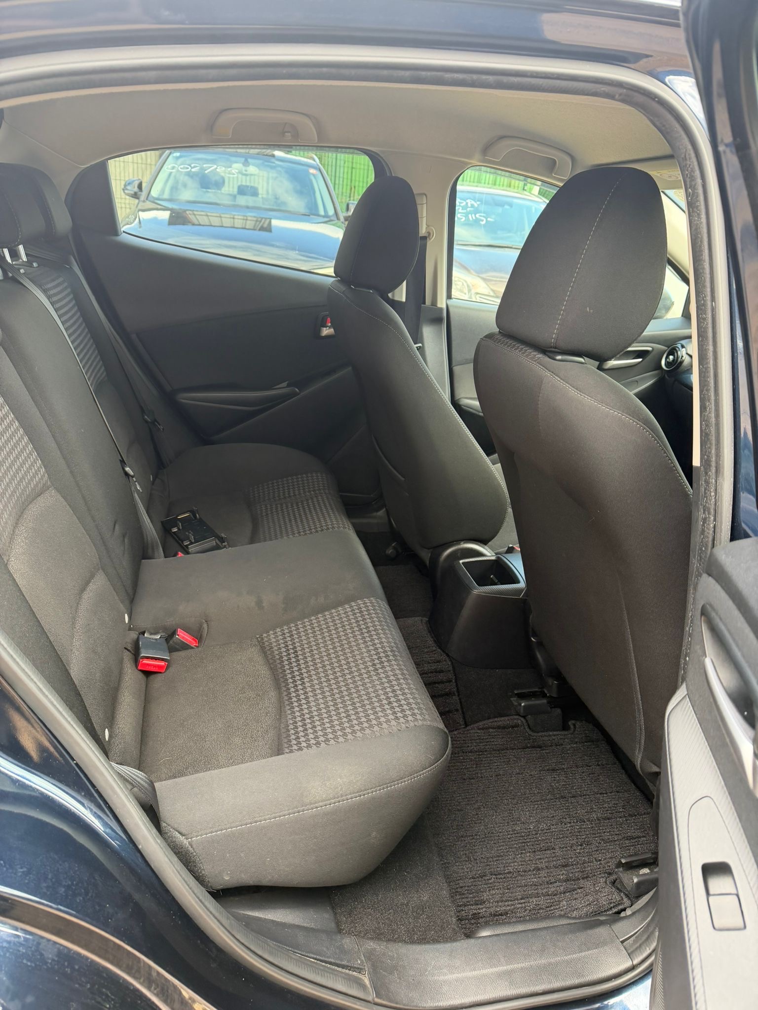 FCE6EB77-D67B-4C82-9321-FAE779375FB9