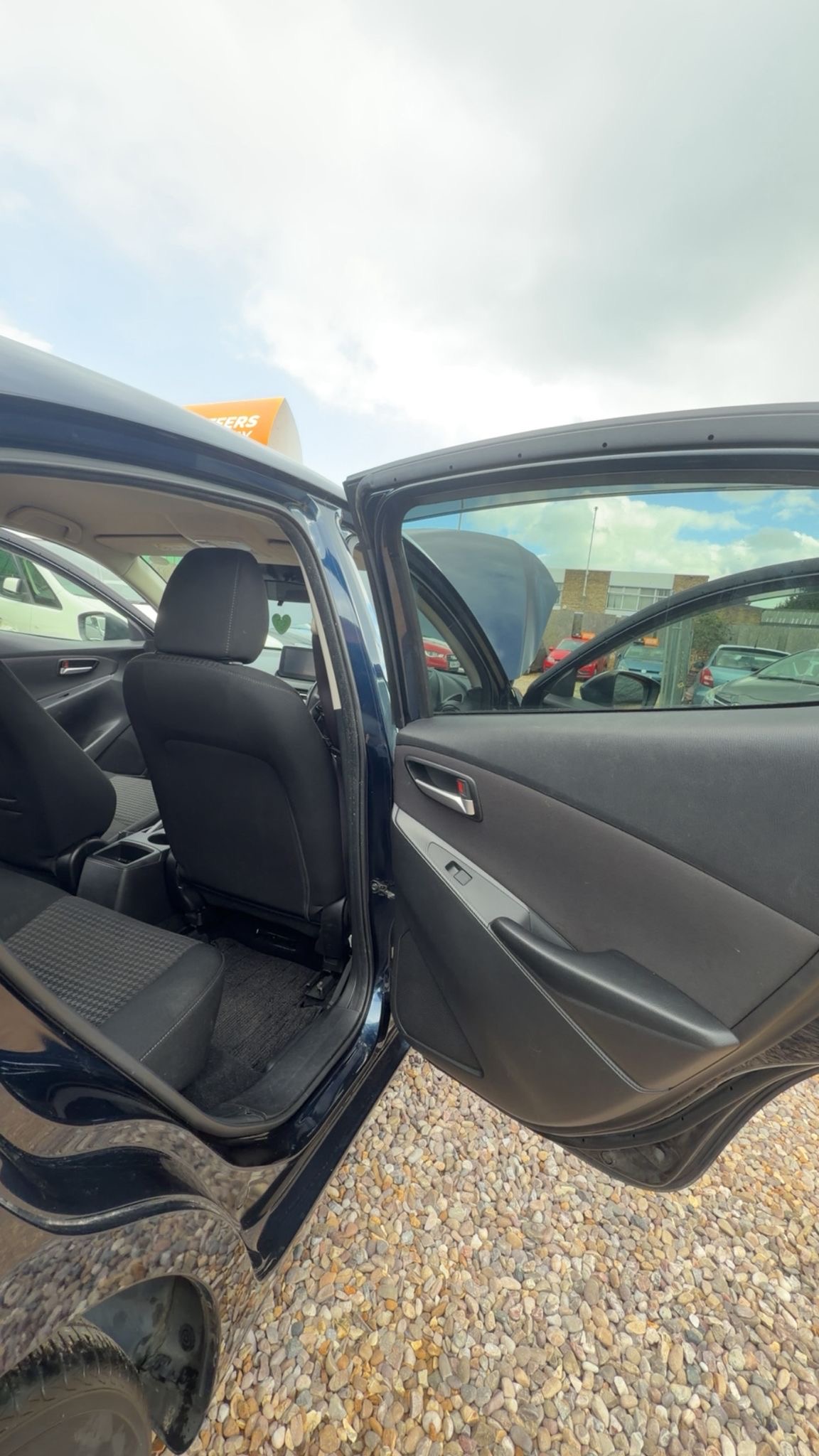 d783db25-c315-40cc-be18-87775e1d6530